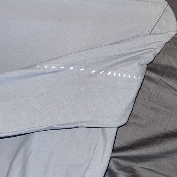 Lululemon T Shirt - Picture 2 of 3